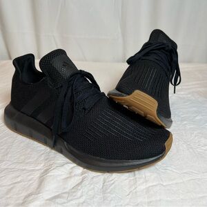 Adidas Swift Run 1.0 Men's sz11.5 Black/Gum Sole Running Athletic Sneaker IE7476